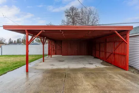 1027 E Thurston Ave, Spokane, WA 99203 photo 23
