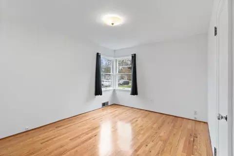 1027 E Thurston Ave, Spokane, WA 99203 photo 9