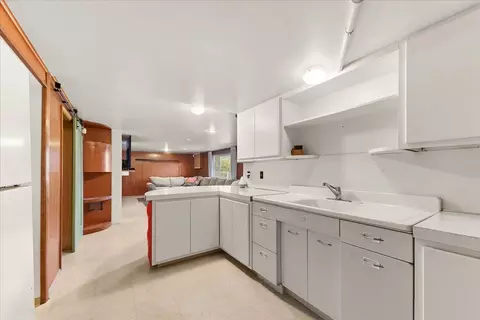 Kitchen - 3519 E 16th Ave, Spokane, WA 99223 photo 4 of 5