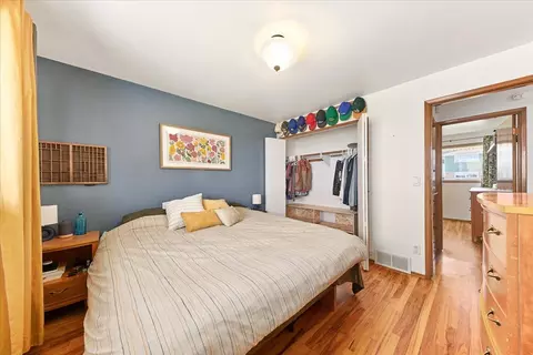 Bedroom - 3519 E 16th Ave, Spokane, WA 99223 photo 2 of 4