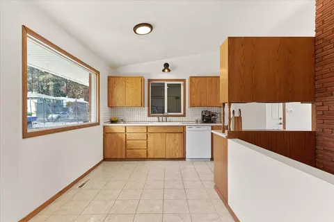 Kitchen - 3519 E 16th Ave, Spokane, WA 99223 photo 1 of 5