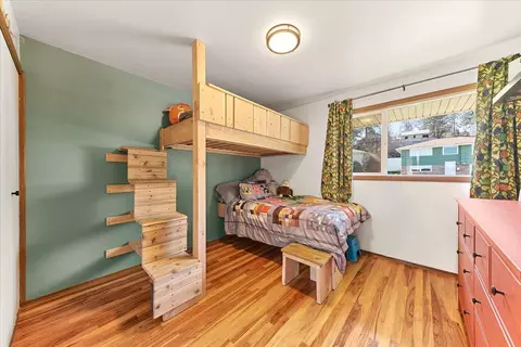Bedroom - 3519 E 16th Ave, Spokane, WA 99223 photo 3 of 4