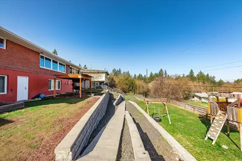 Exterior - 3519 E 16th Ave, Spokane, WA 99223 photo 9 of 13