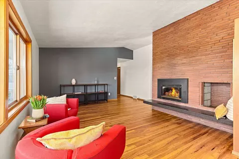 Living - 3519 E 16th Ave, Spokane, WA 99223 photo 2 of 5