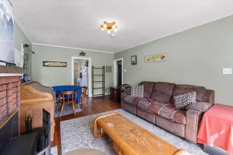 Living - 3633 E 6th Ave, Spokane, WA 99202 photo 1 of 3