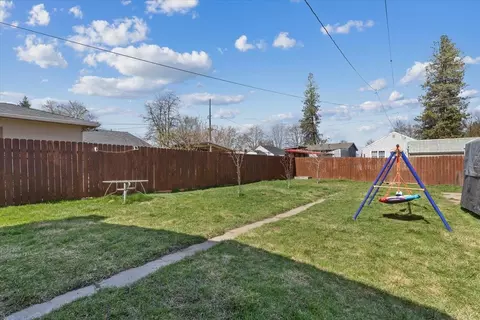 Exterior - 3633 E 6th Ave, Spokane, WA 99202 photo 3 of 5