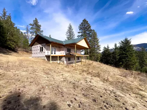 700 Dry Gulch Rd #F, Colville, WA 99114