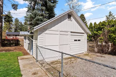 Exterior - 2017 E 14th Ave, Spokane, WA 99202 photo 5 of 7