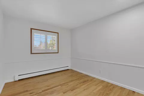 Bedroom - 2126 E 34th Ave, Spokane, WA 99203 photo 3 of 4