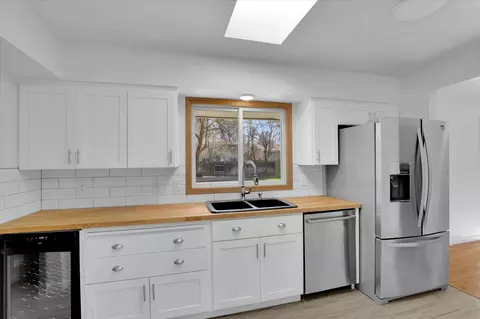 Kitchen - 2126 E 34th Ave, Spokane, WA 99203 photo 1 of 2