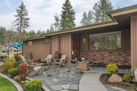 1210 E Greenleaf Dr, Spokane, WA 99208 photo 4