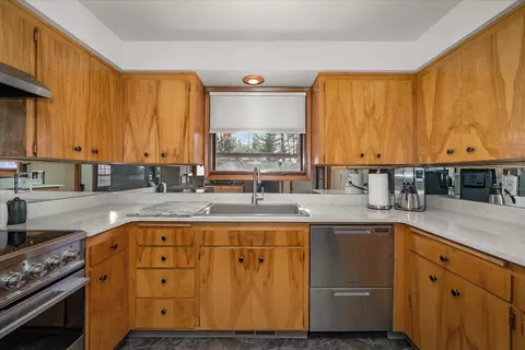 1210 E Greenleaf Dr, Spokane, WA 99208 photo 8