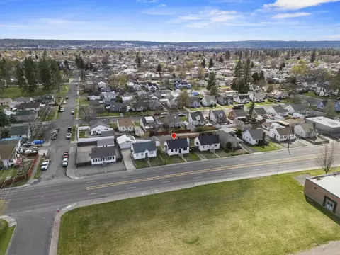 View/Area - 548 E Wellesley Ave, Spokane, WA 99207 photo 5 of 6
