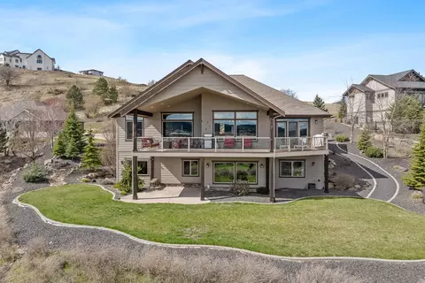 625 N Holiday Hills Dr, Liberty Lake, WA 99019