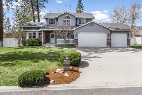 16007 N Woodcrest Ct, Spokane, WA 99208