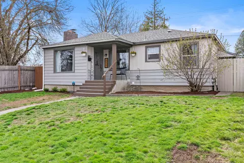 4823 N Cedar St, Spokane, WA 99205