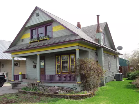 2105 W Boone Ave, Spokane, WA 99201