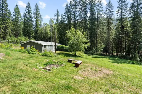 3891 Sullivan Lake Rd, Ione, WA 99139