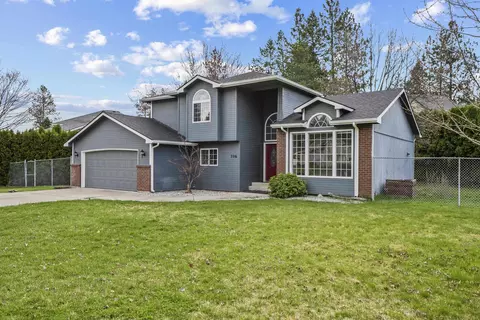 326 E Piper Glen Ct, Colbert, WA 99005