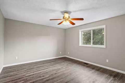 Bedroom - 326 E Piper Glen Ct, Colbert, WA 99005 photo 2 of 3
