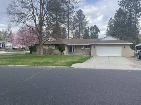 305 E St Thomas More Way, Spokane, WA 99208