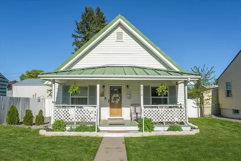 5014 N Adams St, Spokane, WA 99205