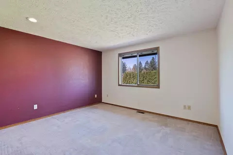 Bedroom - 11007 E 27th Ave, Spokane Valley, WA 99206 photo 3 of 6
