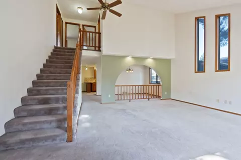 Living - 11007 E 27th Ave, Spokane Valley, WA 99206 photo 3 of 7