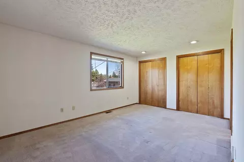 Bedroom - 11007 E 27th Ave, Spokane Valley, WA 99206 photo 1 of 6