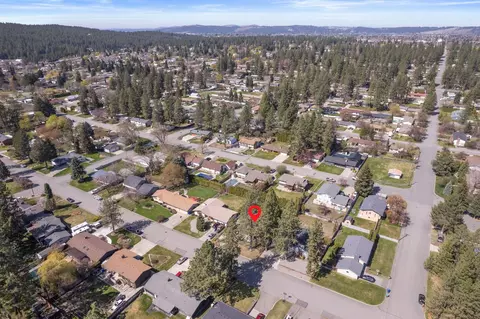 View/Area - 11007 E 27th Ave, Spokane Valley, WA 99206 photo 5 of 8