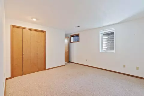 Bedroom - 11007 E 27th Ave, Spokane Valley, WA 99206 photo 5 of 6