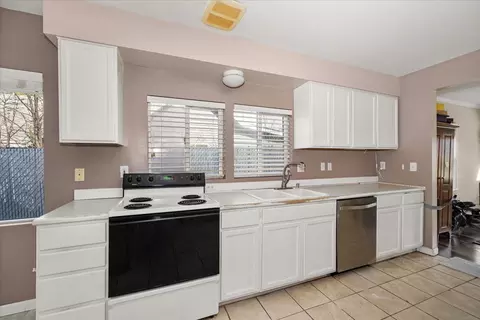 3323 E 30th Ave, Spokane, WA 99223 photo 8