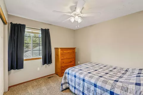 Bedroom - 16516 N Fairview Rd, Colbert, WA 99005 photo 4 of 5
