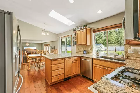 Kitchen - 16516 N Fairview Rd, Colbert, WA 99005 photo 2 of 2
