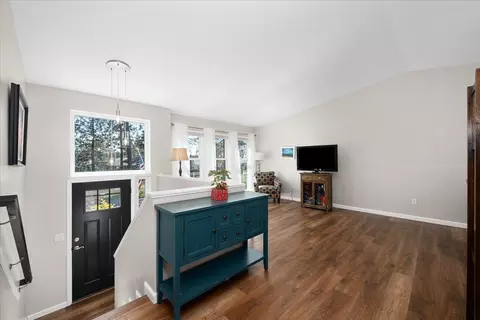 3917 E 35th Ave, Spokane, WA 99223 photo 3