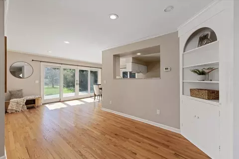 Living - 620 E 21st Ave, Spokane, WA 99203 photo 5 of 5