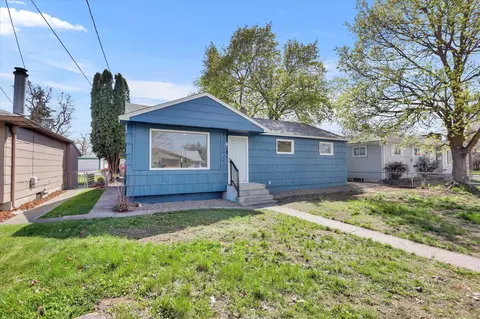 Exterior - 1708 E Rowan Ave, Spokane, WA 99207 photo 2 of 5