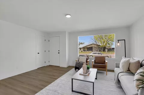 Living - 1708 E Rowan Ave, Spokane, WA 99207 photo 3 of 3