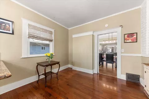 Entry Way - 311 E 17th Ave, Spokane, WA 99203 photo 3 of 5