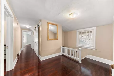 Entry Way - 311 E 17th Ave, Spokane, WA 99203 photo 5 of 5