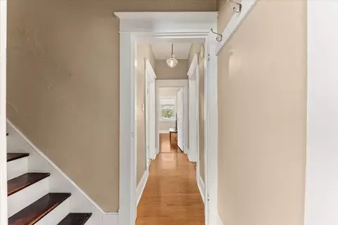 Entry Way - 311 E 17th Ave, Spokane, WA 99203 photo 4 of 5