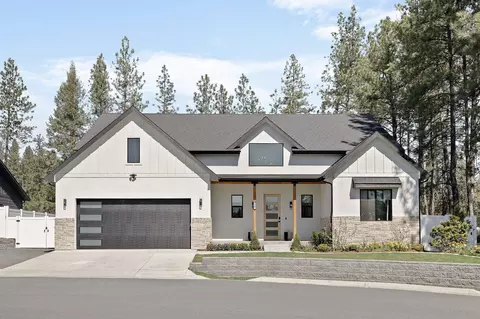 3433 E Yearling Rd, Chattaroy, WA 99003