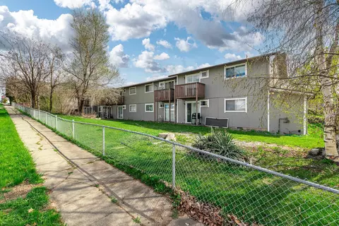 Exterior - 2310 E 1st Ave, Spokane, WA 99202 photo 4 of 8