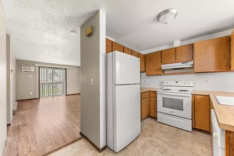 Kitchen - 2310 E 1st Ave, Spokane, WA 99202 photo 2 of 5