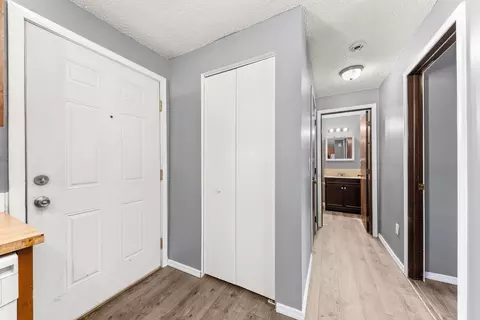 Entry Way - 2310 E 1st Ave, Spokane, WA 99202 photo 3 of 3
