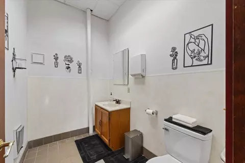 Bath - 5634 E Commerce Ave, Spokane, WA 99207 photo 3 of 3