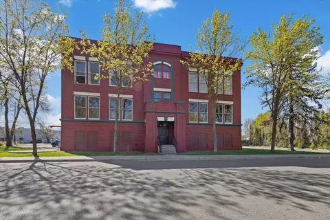 Exterior - 5634 E Commerce Ave, Spokane, WA 99207 photo 7 of 7