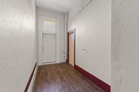 Entry Way - 5634 E Commerce Ave, Spokane, WA 99207 photo 6 of 6