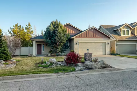 214 E Travis Ct, Spokane, WA 99208