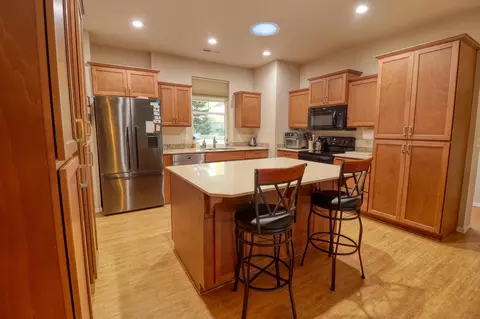 214 E Travis Ct, Spokane, WA 99208 photo 8